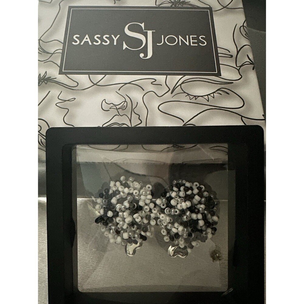 New Sassy  Jones Malia Beaded Boho Stud Earrings